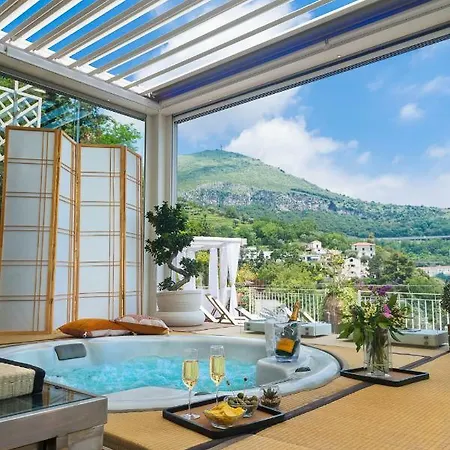 Aquaboutique Wellness&spa 2*