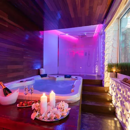Aquaboutique Wellness&spa Pensión 4*